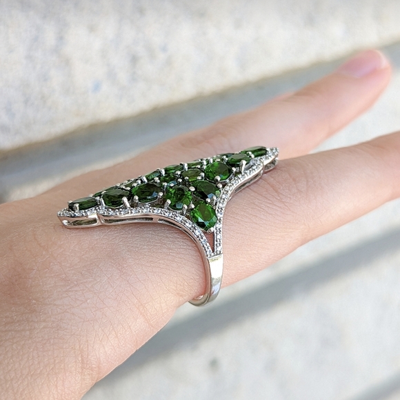 Listing soon - Picture 2 of 2